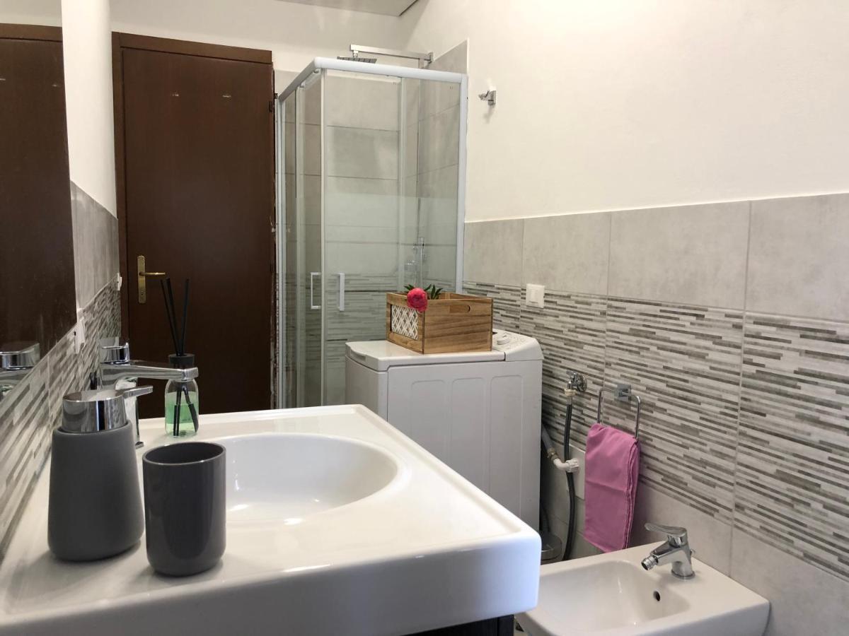 Ampio Bilocale A Milano Διαμέρισμα Εξωτερικό φωτογραφία